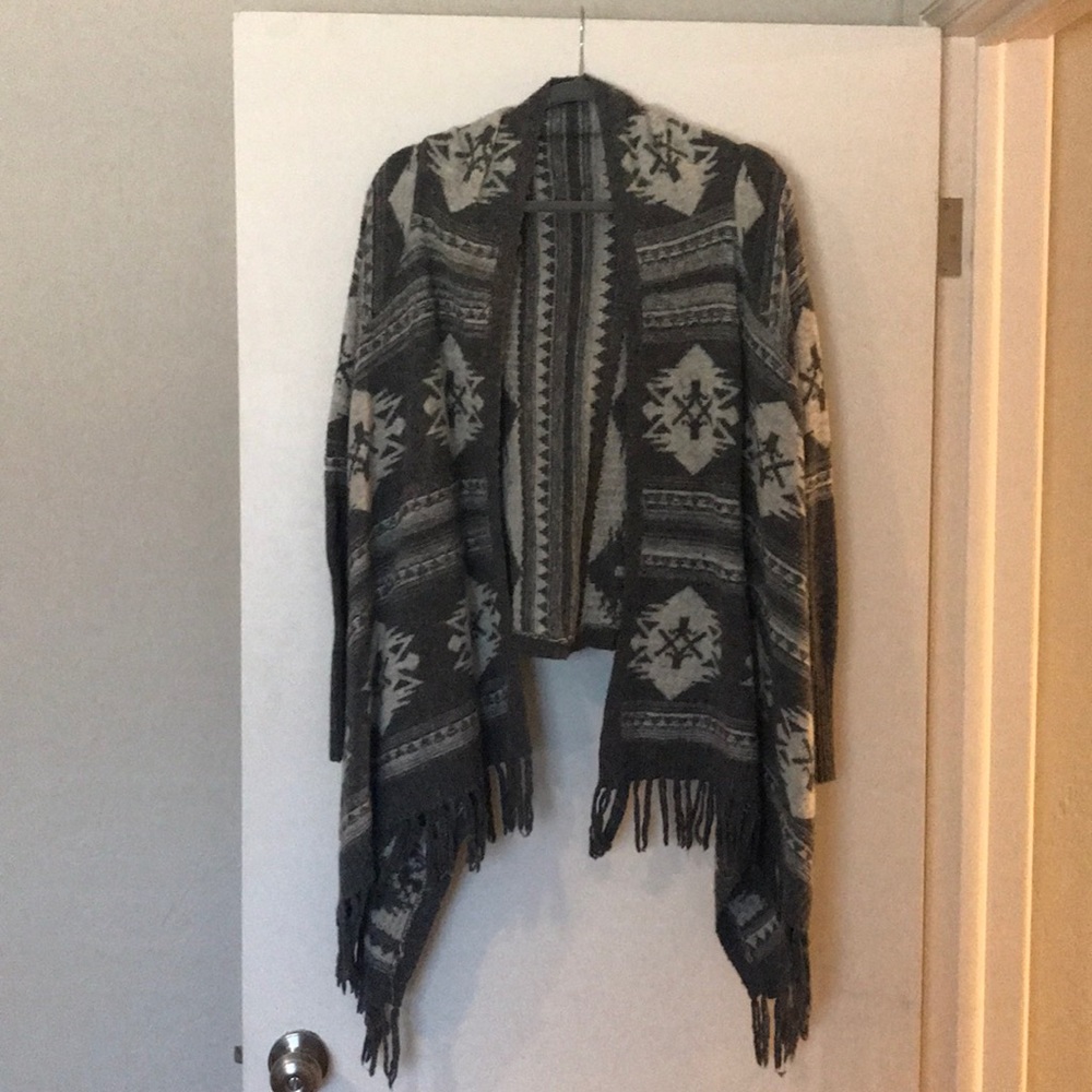 Aztec wool kimono with fringe detail on front